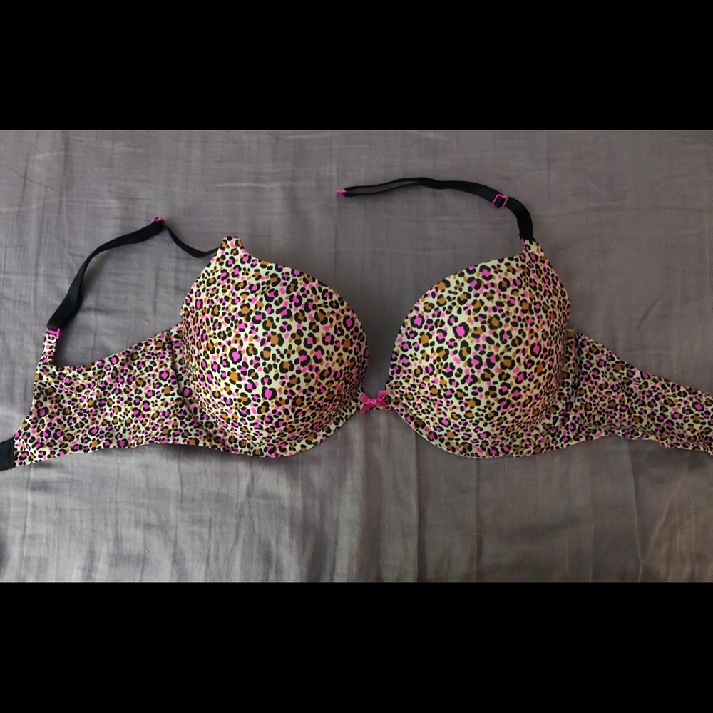 Victoria’s Secret 34DD convertible straps
